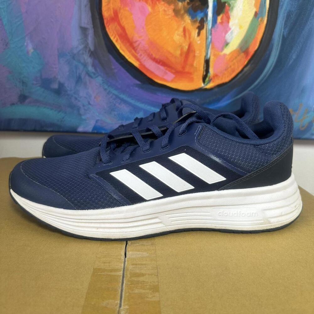 Navy and white Adidas Clouatroom trainers size 10 no box   FIRM PRICE